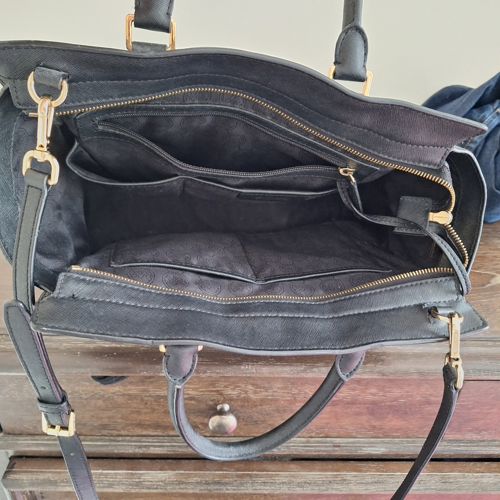 Michael Kors Bag - Picture 5 of 6